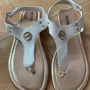 Girls size 4 Michael Kors flat wedges
